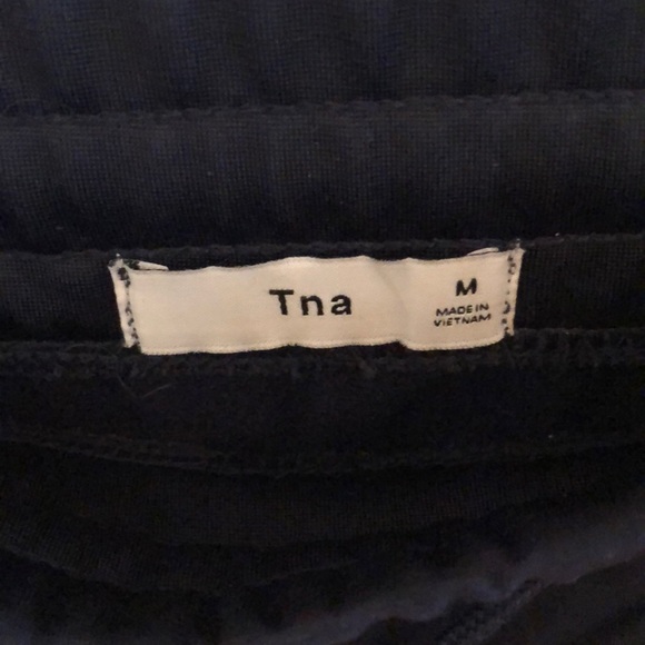 TNA sport skirt - Picture 2 of 3